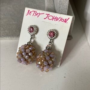 💚 Betsey Johnson Pink and Gold Cluster Earrings - NWTs